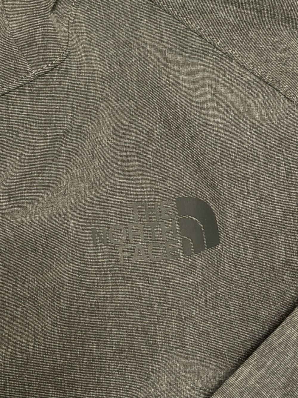 Women’s North Face jacket - Picture 3 of 4